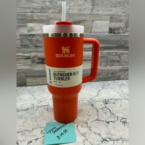Stanley TIGER LILLY 40oz, NWT